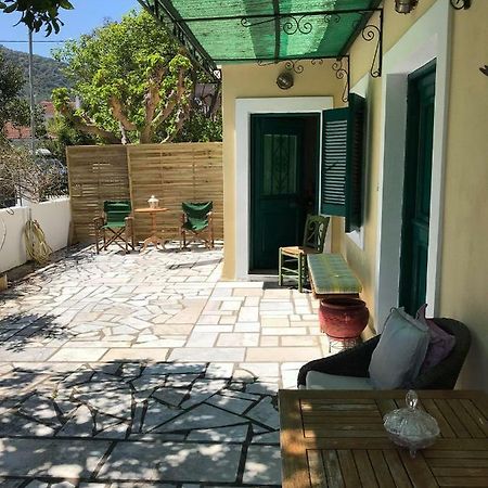 Lena'S Traditional Villa Agia Efimia Exterior photo