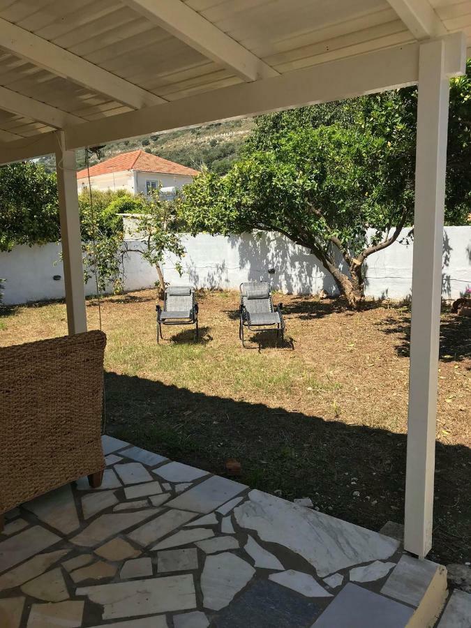 Lena'S Traditional Villa Agia Efimia Exterior photo